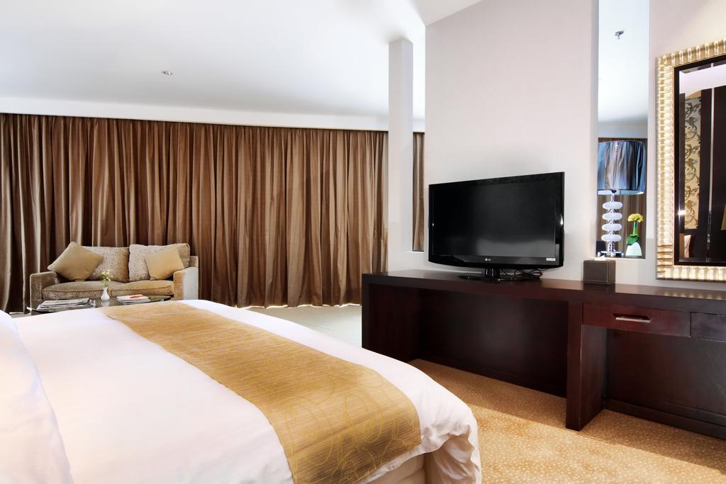 Grand Delta Hotel Medan Exterior foto